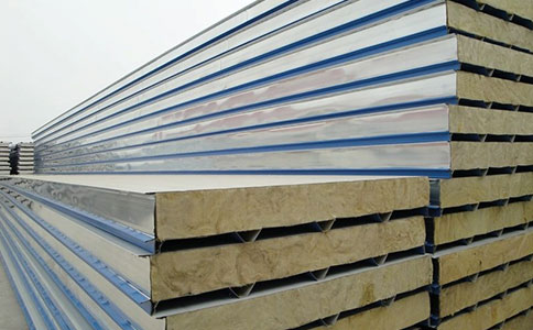 我們應(yīng)如何來選擇合適的橫鋪外墻巖棉板？