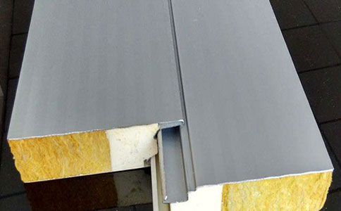 聚氨酯封邊橫裝板能用于外墻嗎？