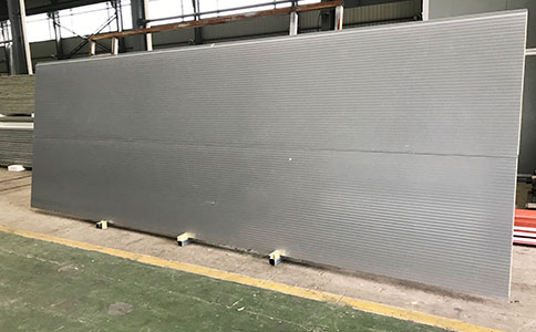 巖棉夾芯橫裝板在哪些場(chǎng)景下使用效果最佳？